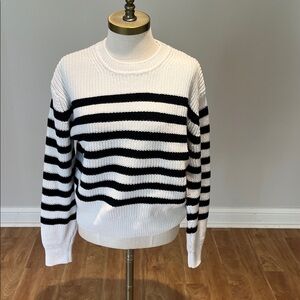 GAP Black and White Striped Crewneck Sweater chunky 100% cotton size L